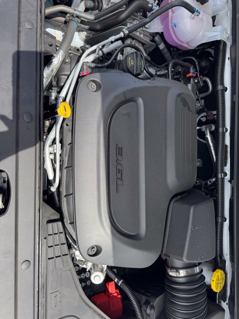 New 2026 Chrysler Pacifica Select FWD image 25