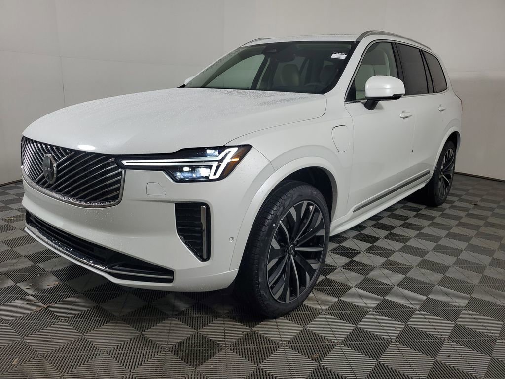 New 2026 Volvo XC90 T8 Ultra w/ Protection Package Premier image 3