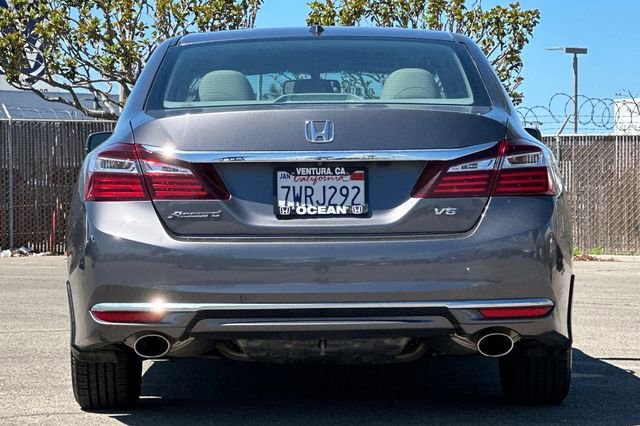 Used 2017 Honda Accord EX-L image 5