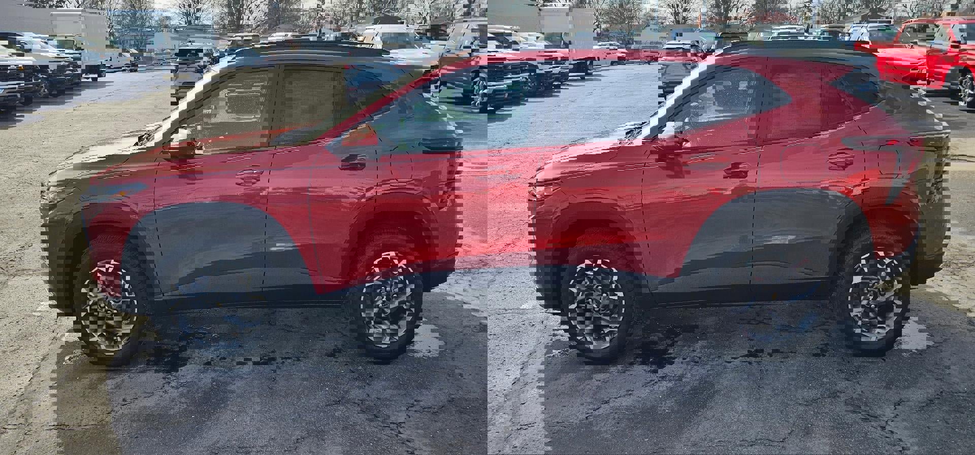 Used 2024 Chevrolet Trax LT w/ Driver Confidence Package image 4