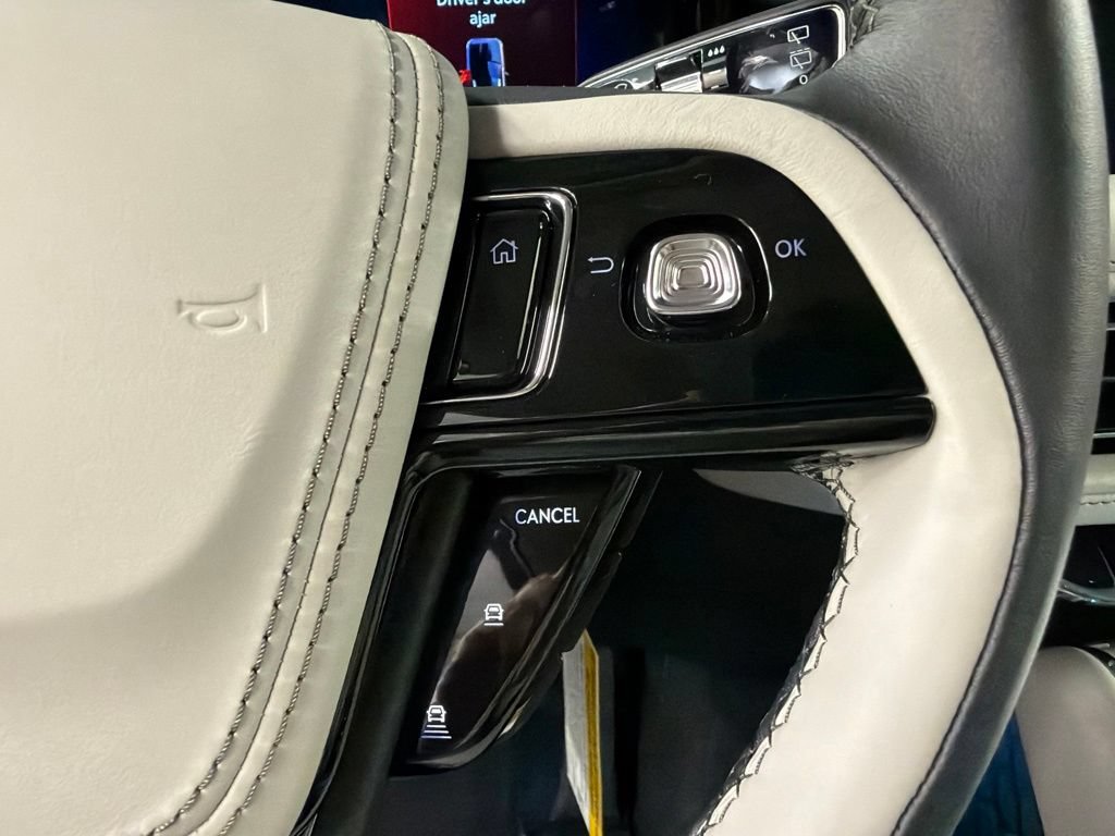 New 2026 Lincoln Aviator Reserve AWD/4WD image 18