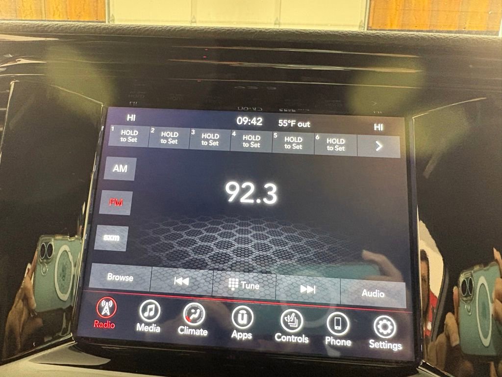 Used 2023 Dodge Durango SXT RWD image 25
