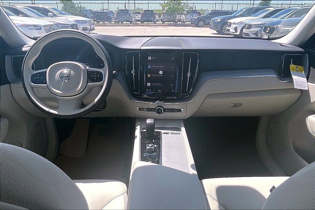 New 2025 Volvo XC60 B5 Plus w/ Protection Package Premier image 9