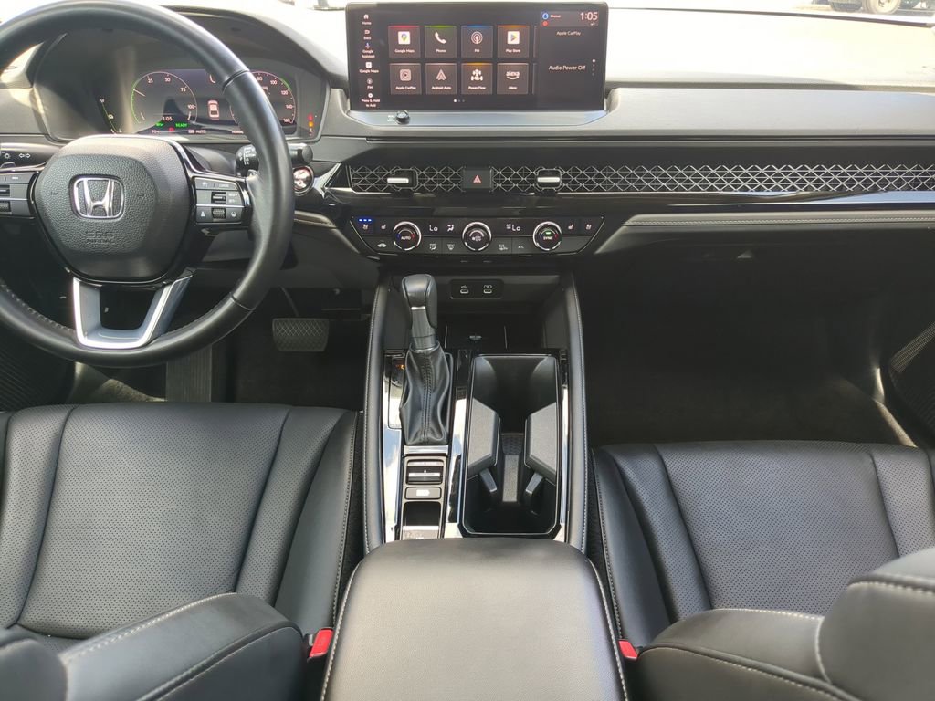 Used 2023 Honda Accord Touring image 14