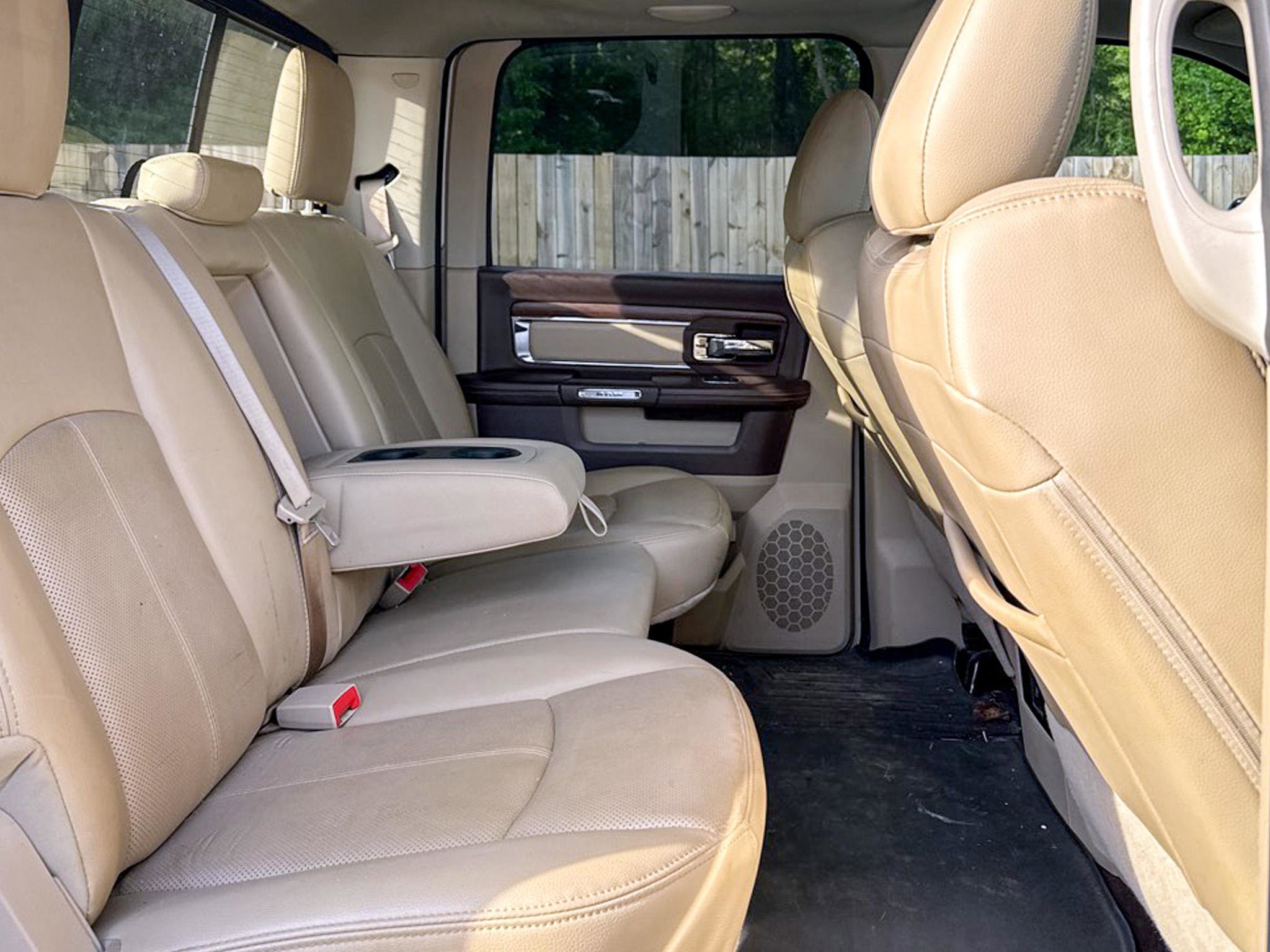 Used 2018 RAM 2500 Laramie image 29