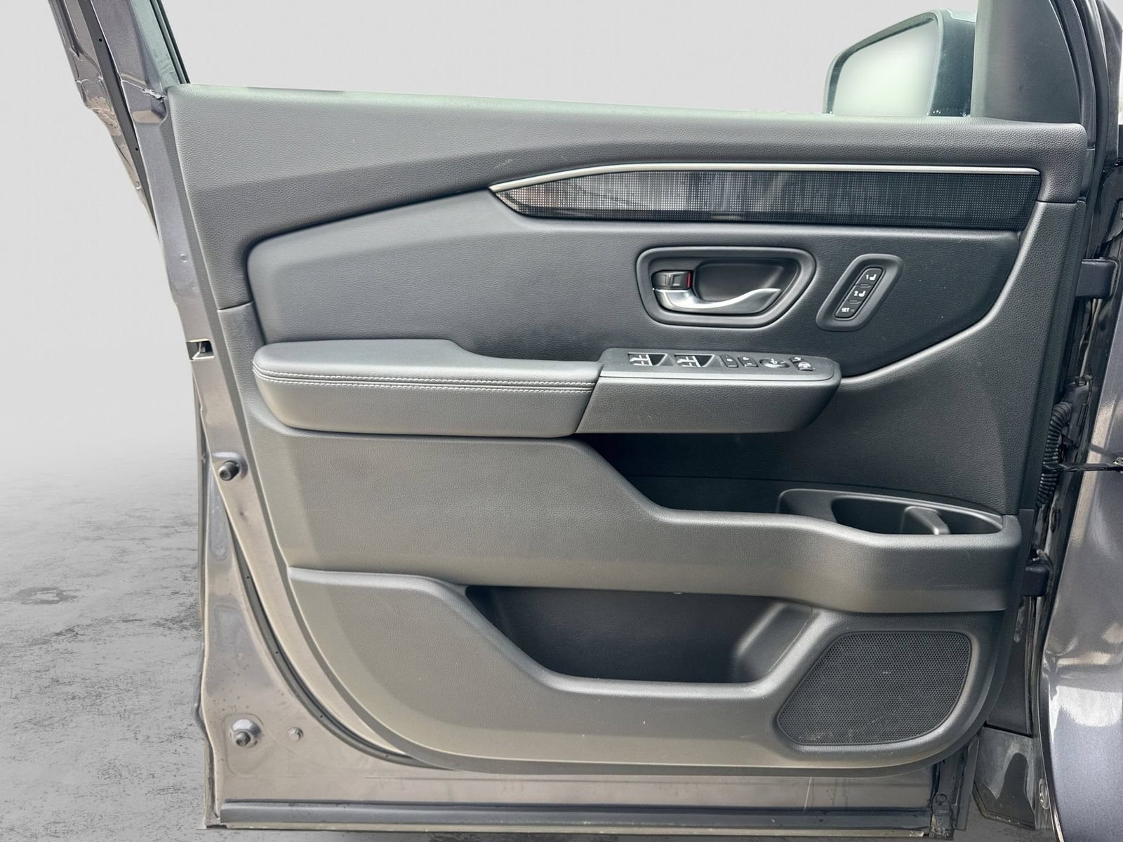 Used 2023 Honda Pilot Elite image 34