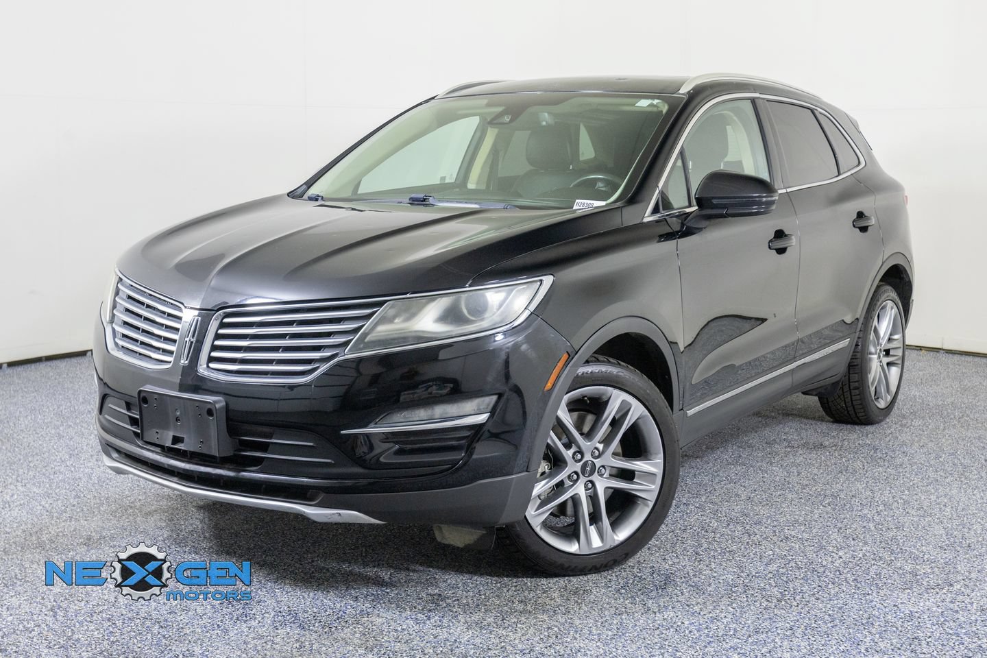 Used 2016 Lincoln MKC Reserve w/ Lincoln MKC Climate Package AWD/4WD image 3