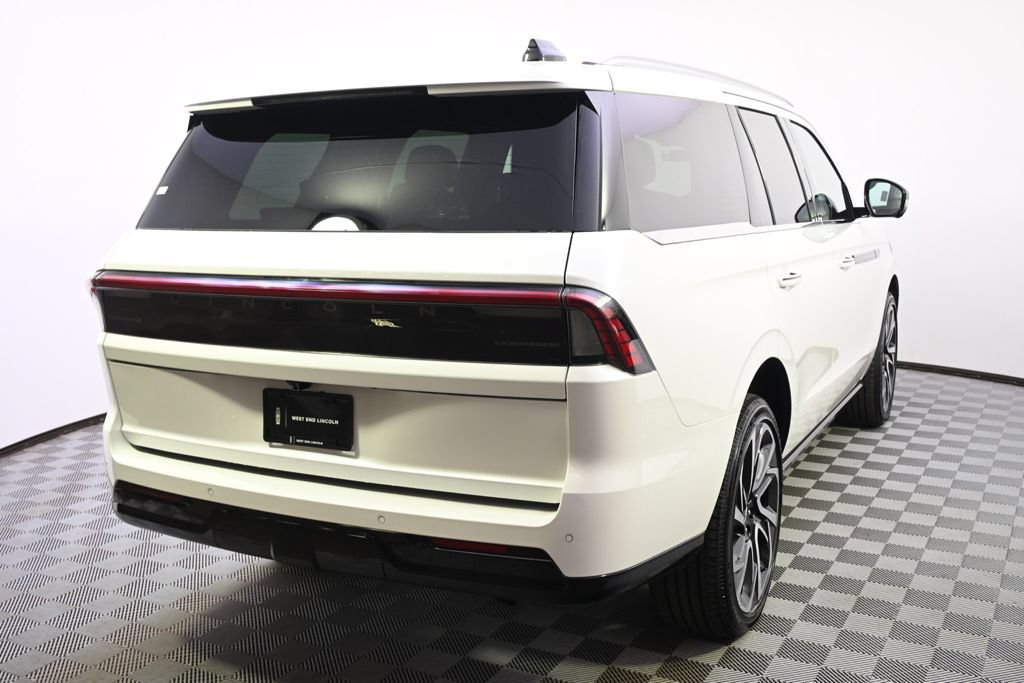New 2026 Lincoln Navigator Black Label AWD/4WD image 6