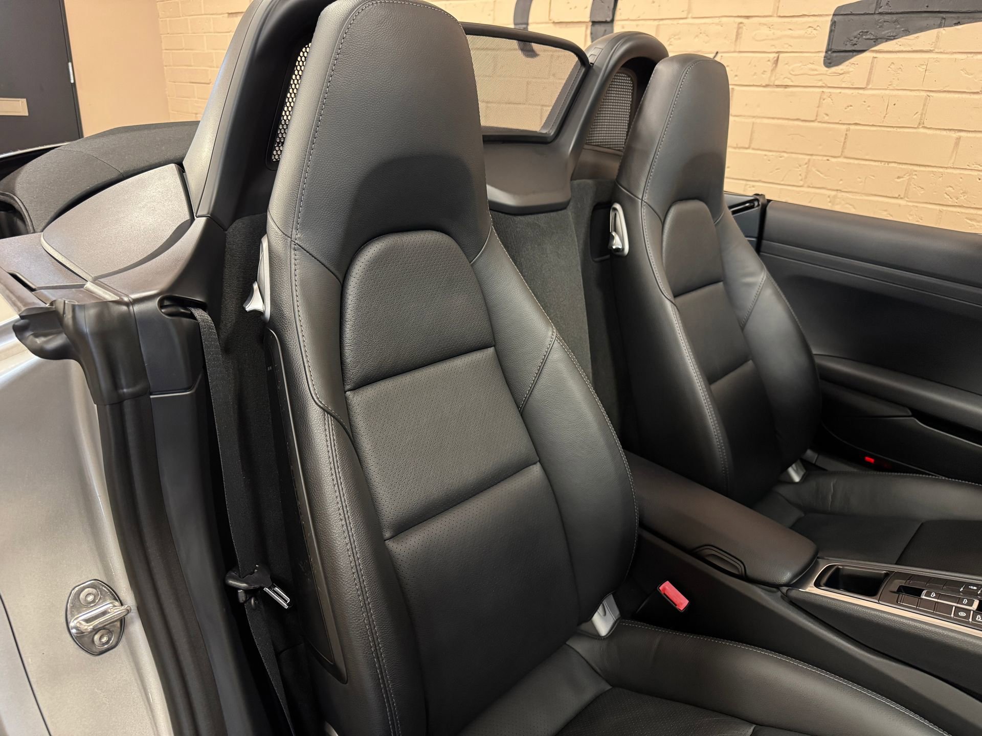 Used 2013 Porsche Boxster RWD image 47