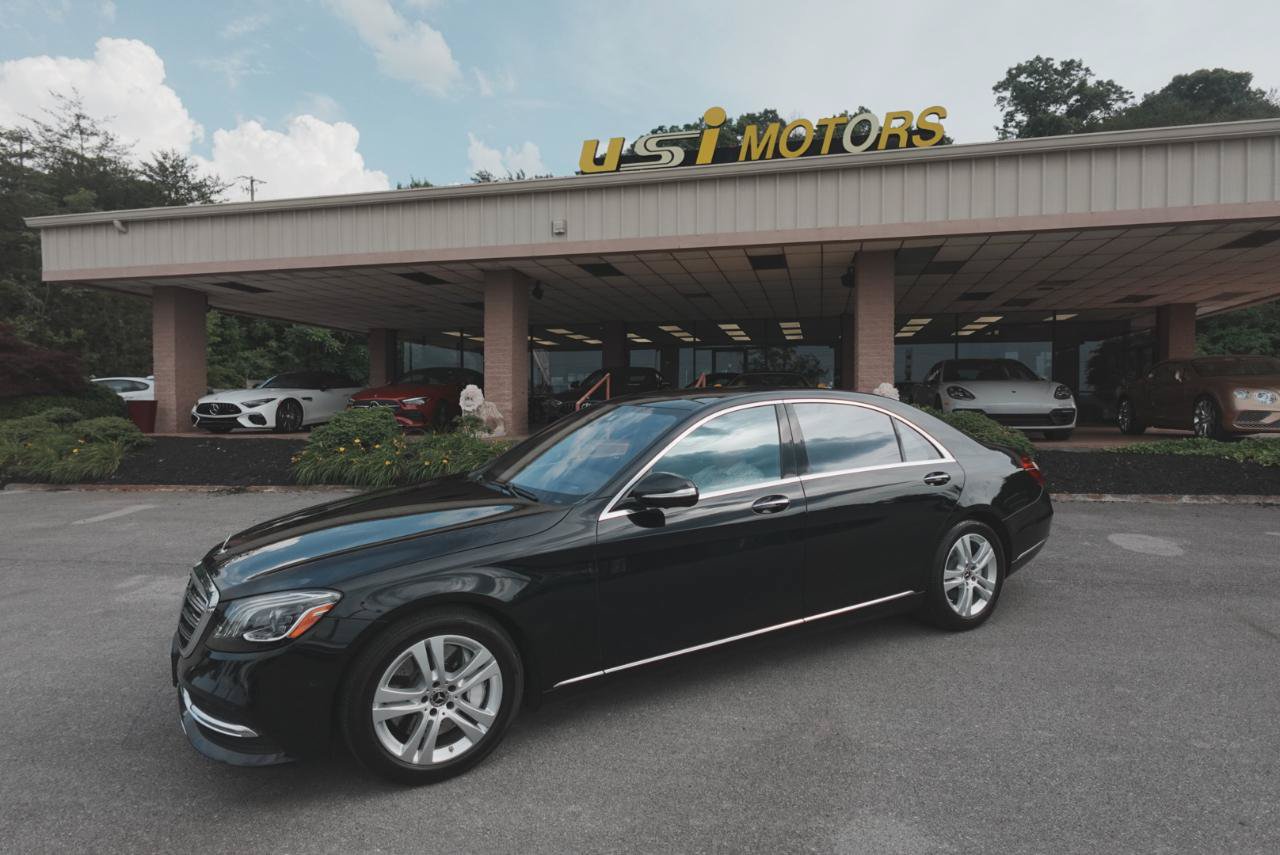 Used 2019 Mercedes-Benz S 560 4MATIC Sedan w/ Premium Package image 19