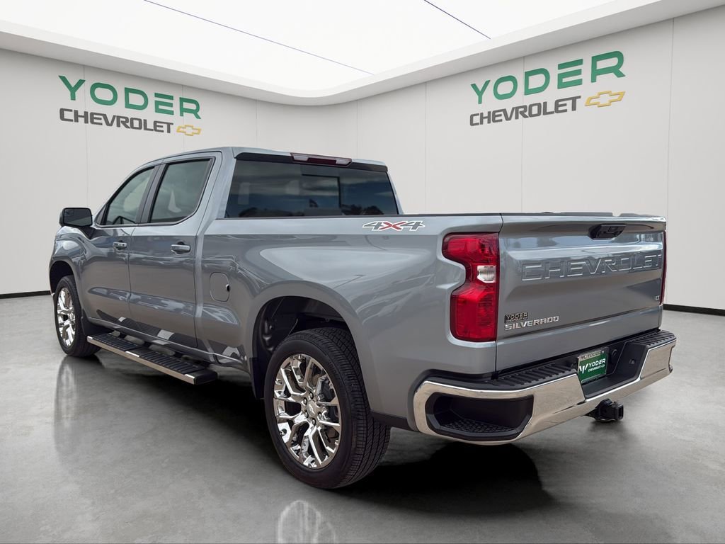 Used 2025 Chevrolet Silverado 1500 LT w/ Leather Package AWD/4WD image 10