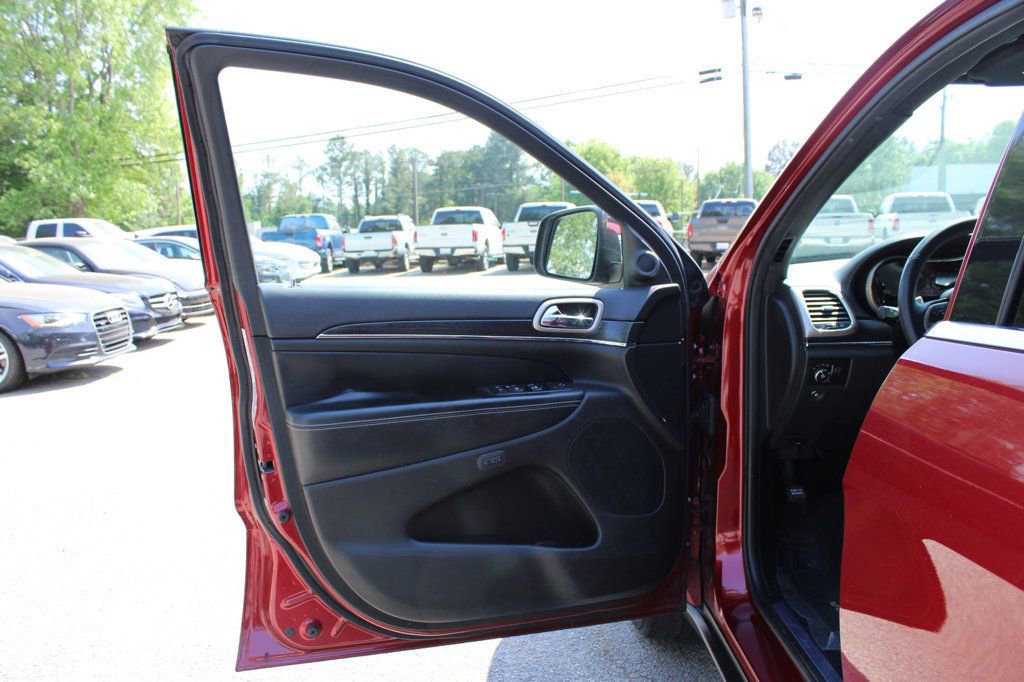 Used 2014 Jeep Grand Cherokee Limited w/ Trailer Tow Group IV RWD image 12