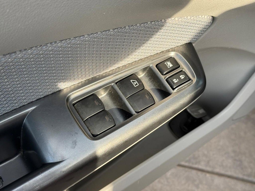 Used 2011 Subaru Forester 2.5X image 19