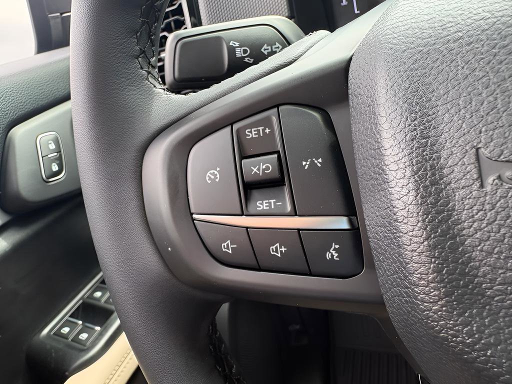 New 2025 Ford Ranger XLT w/ Chrome Accent Package image 13