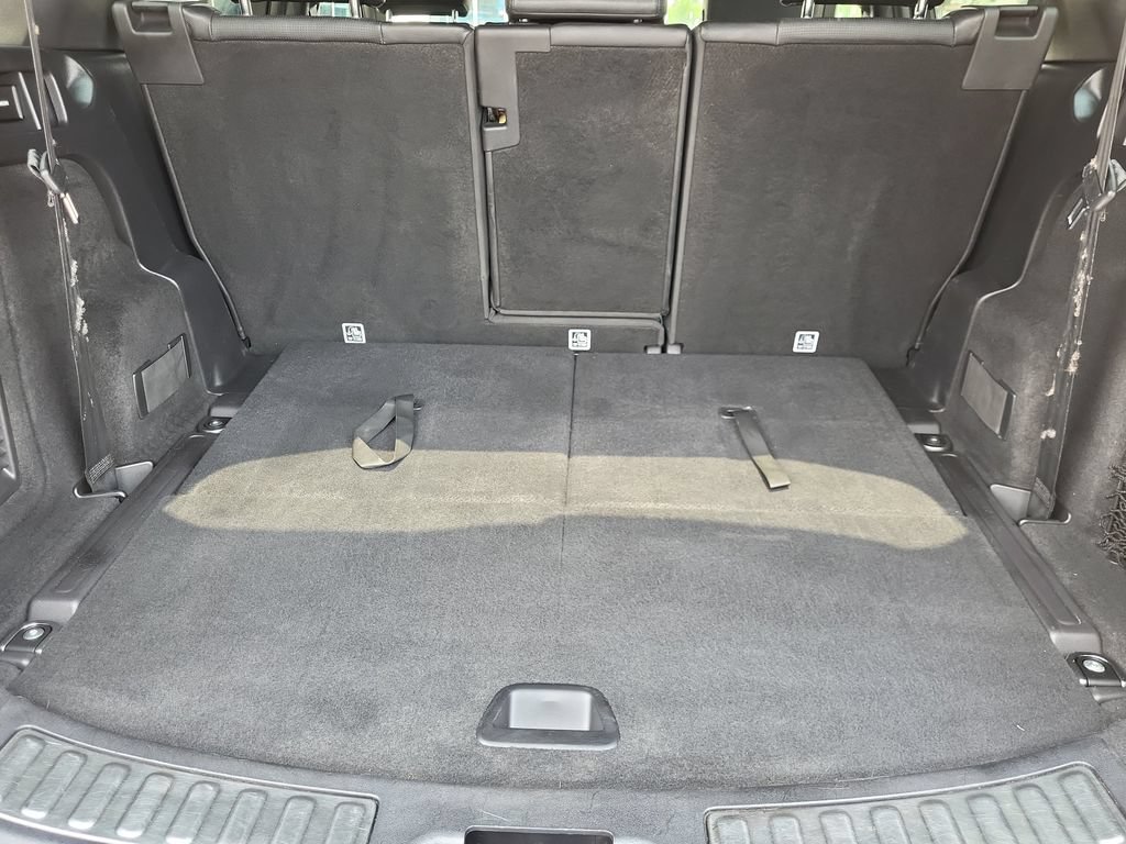 Used 2022 Land Rover Discovery Sport S R-Dynamic AWD/4WD image 19