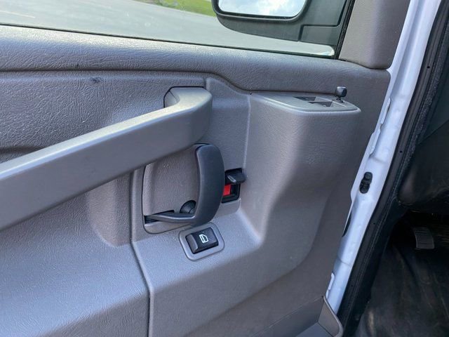 Certified 2023 Chevrolet Express 2500 w/ Driver Convenience Package image 16