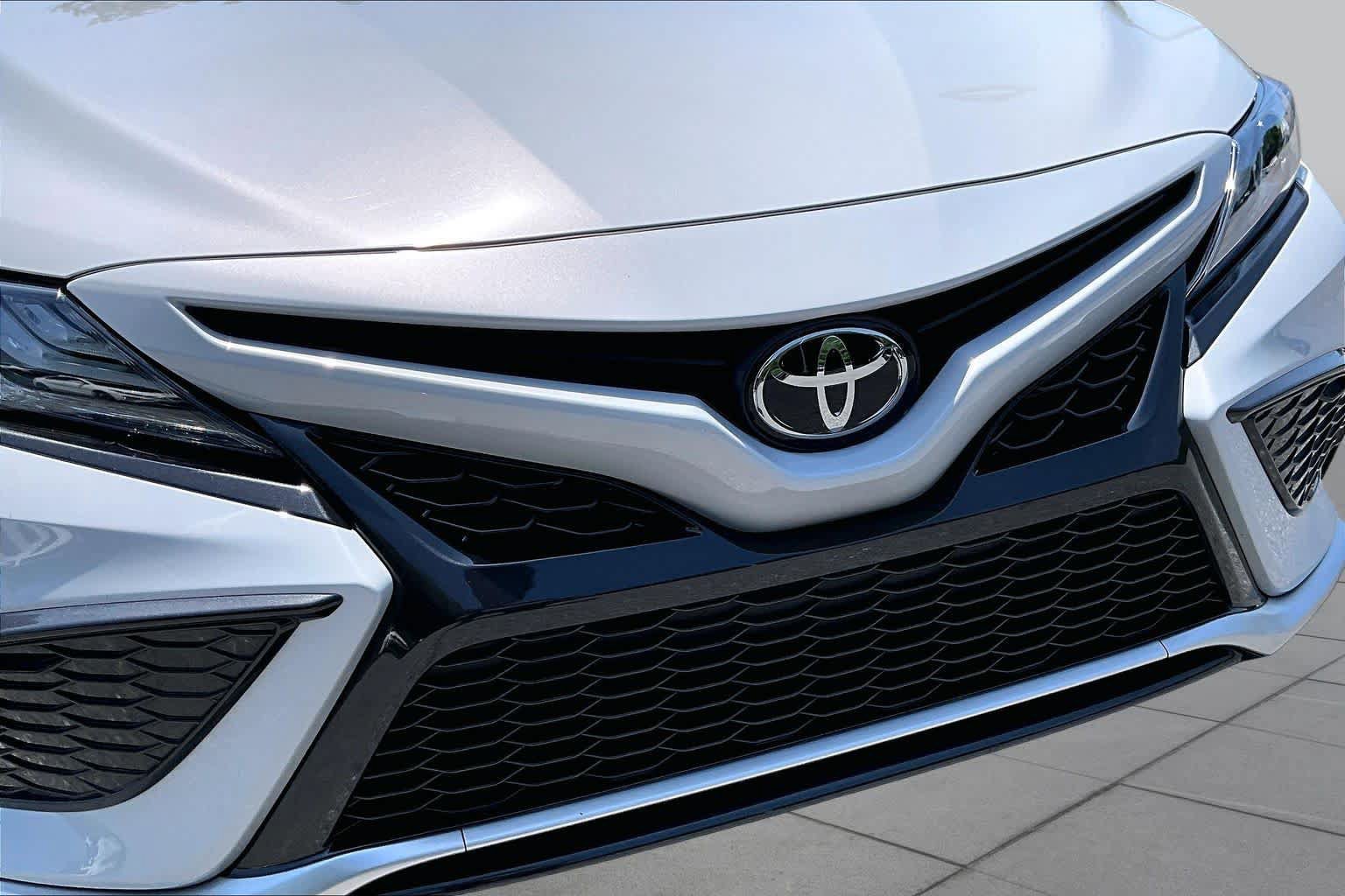Used 2023 Toyota Camry XSE w/ Cold Weather Package AWD/4WD image 29