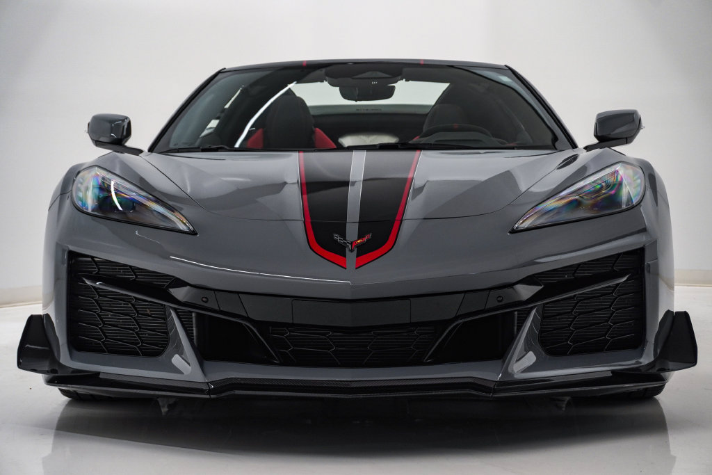 Used 2025 Chevrolet Corvette Z06 w/ Z07 Performance Package RWD image 6