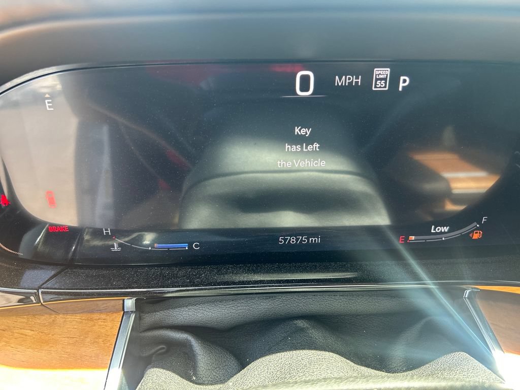Used 2024 Jeep Grand Wagoneer L Series III AWD/4WD image 17