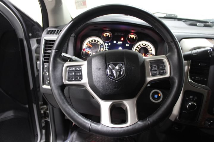 Used 2017 RAM 2500 Laramie w/ Convenience Group AWD/4WD image 37