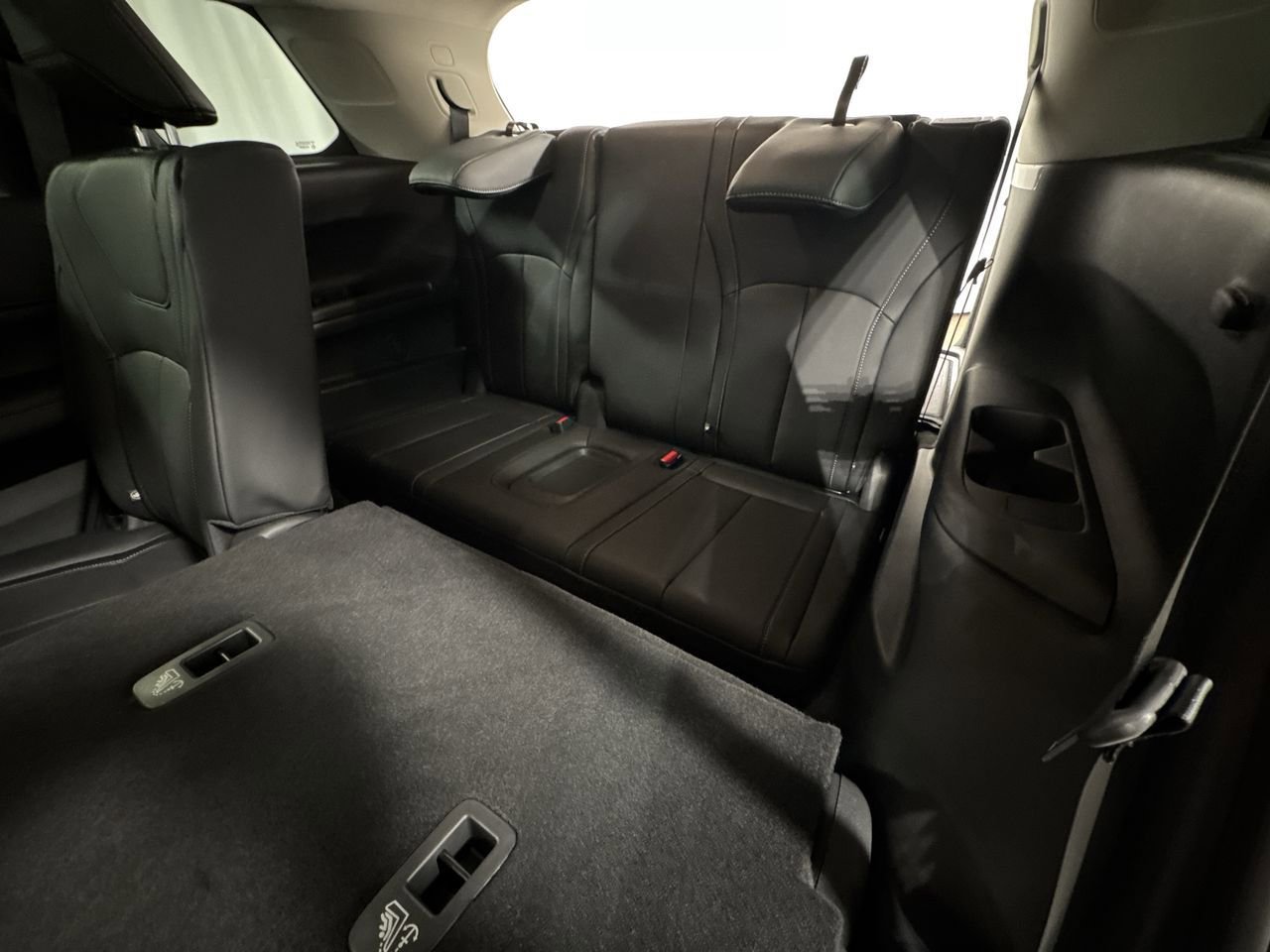 New 2026 INFINITI QX60 Luxe w/ Cargo Package AWD/4WD image 34