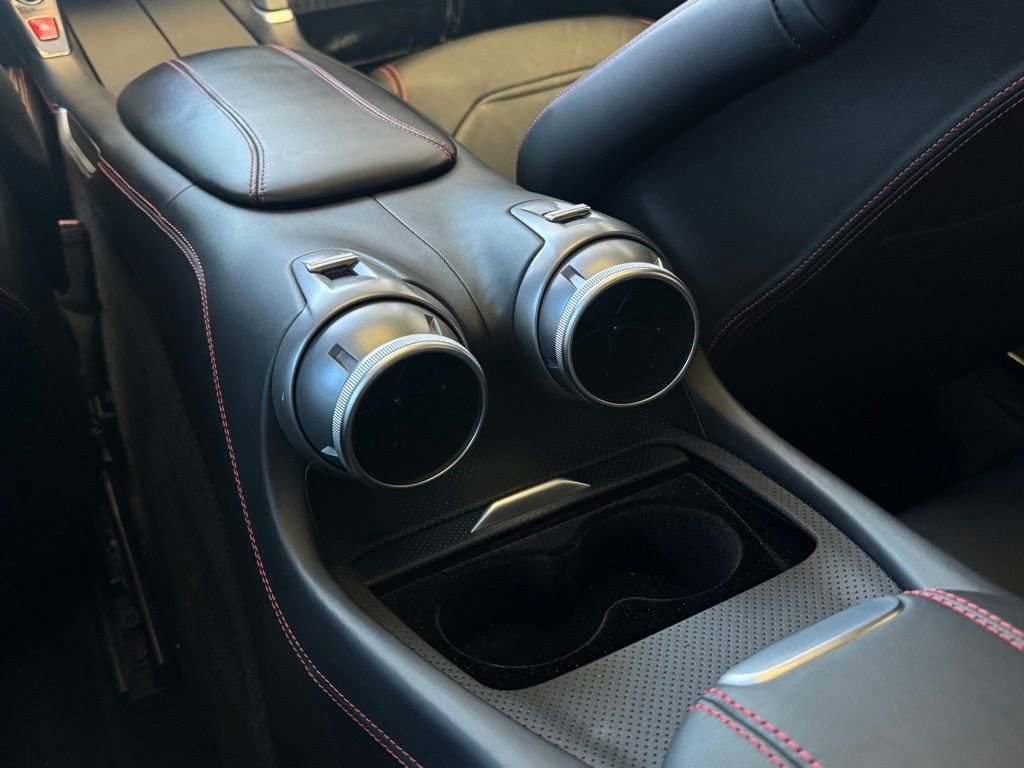 Used 2018 Ferrari GTC4Lusso T image 26