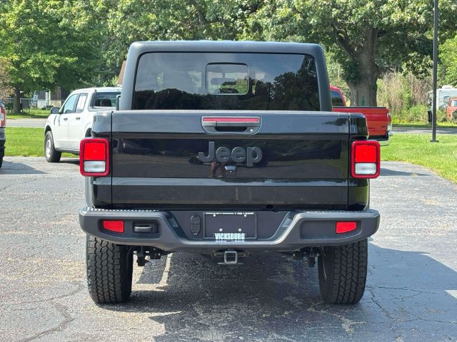 Used 2023 Jeep Gladiator Sport AWD/4WD image 35