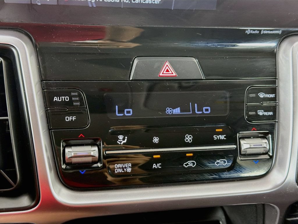 Used 2023 Kia Sorento EX AWD/4WD image 16