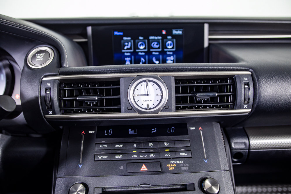 Used 2016 Lexus RC 200t RWD image 29