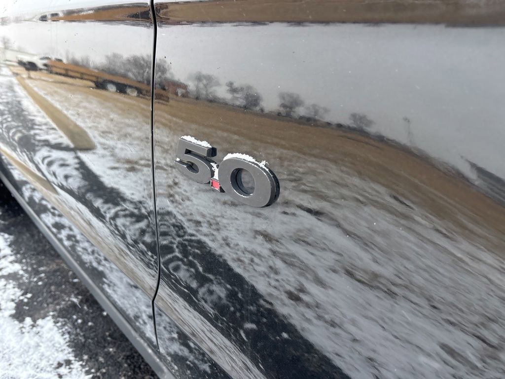 Used 2012 Ford Mustang GT image 4