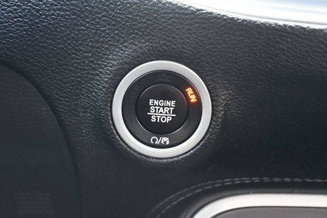 Used 2022 Dodge Challenger SXT w/ Blacktop Package image 33