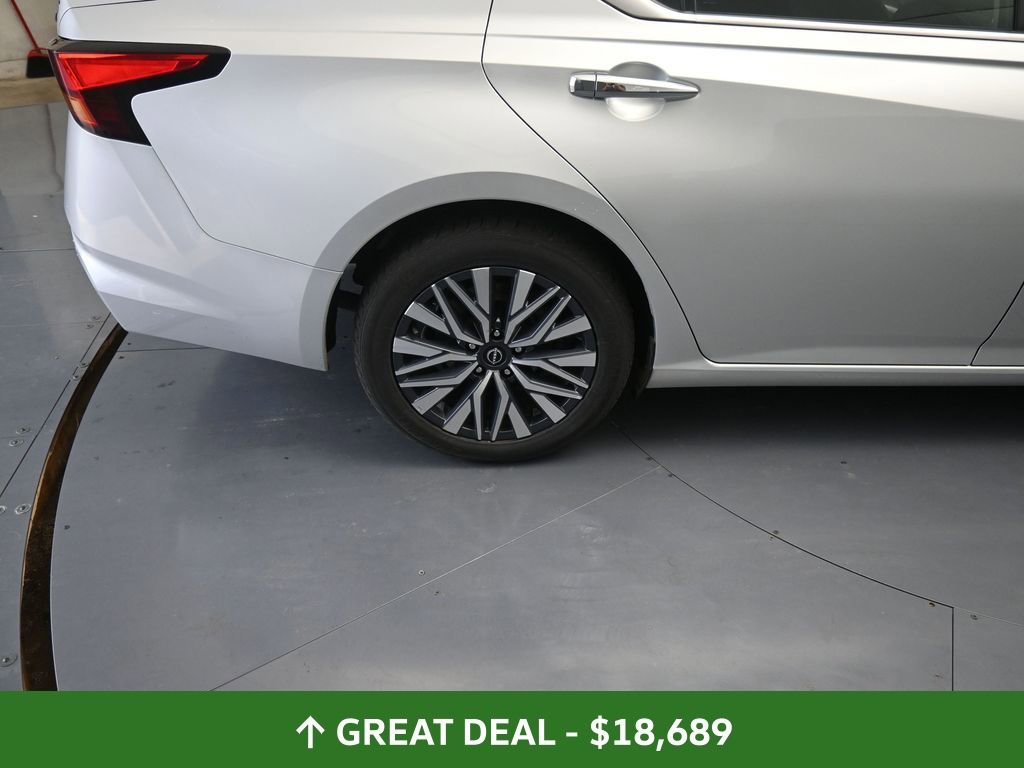 Used 2024 Nissan Altima 2.5 SV image 22