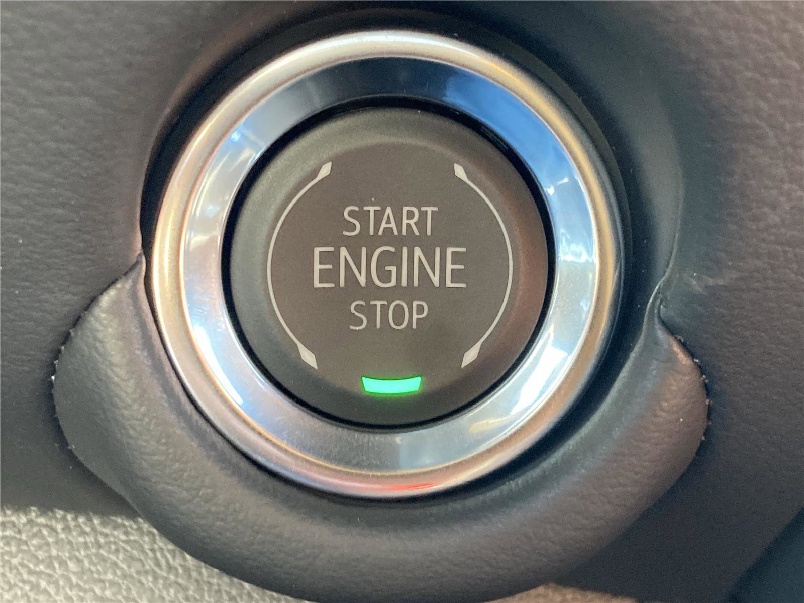 New 2026 Chevrolet Suburban Premier image 18