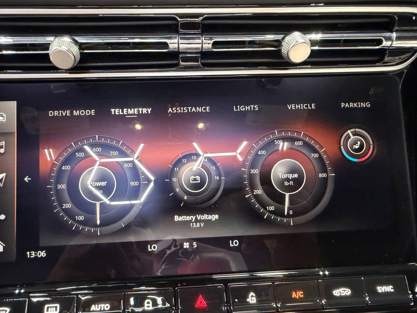 Used 2024 Aston Martin DB12 Convertible RWD image 77