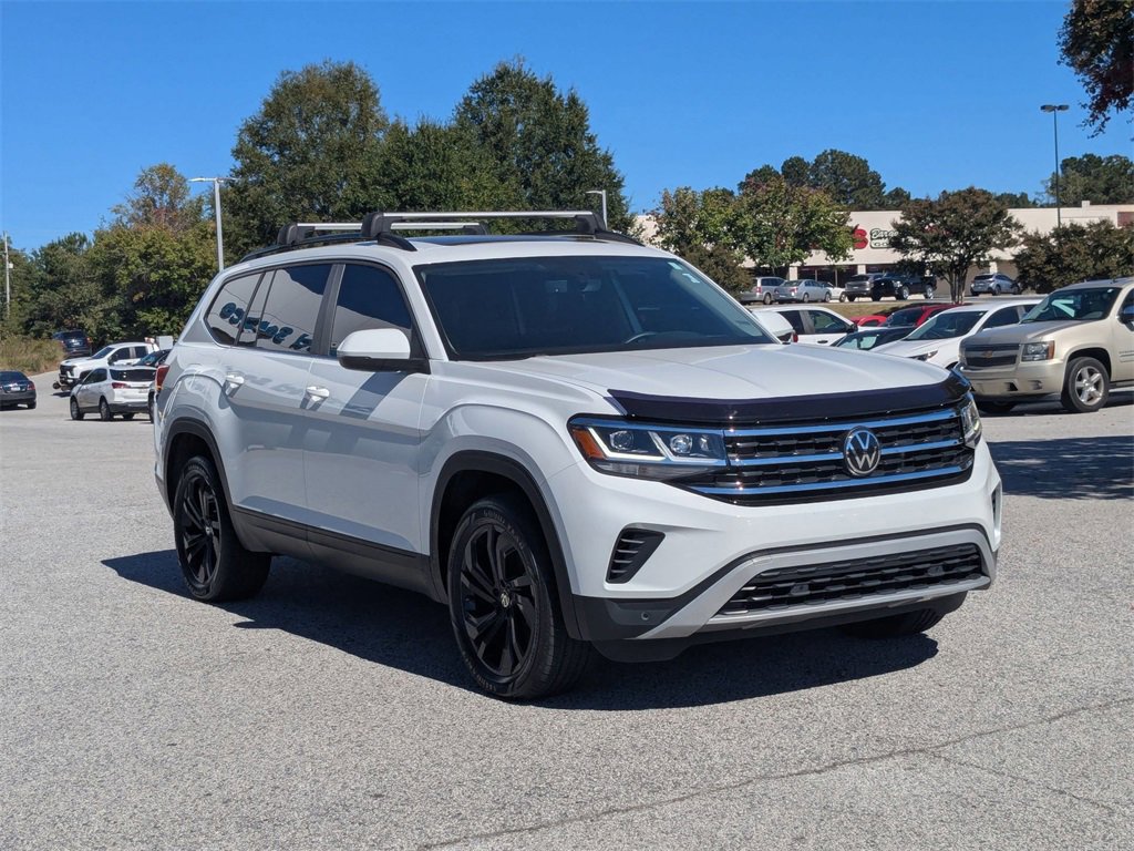 Used 2023 Volkswagen Atlas SE image 2