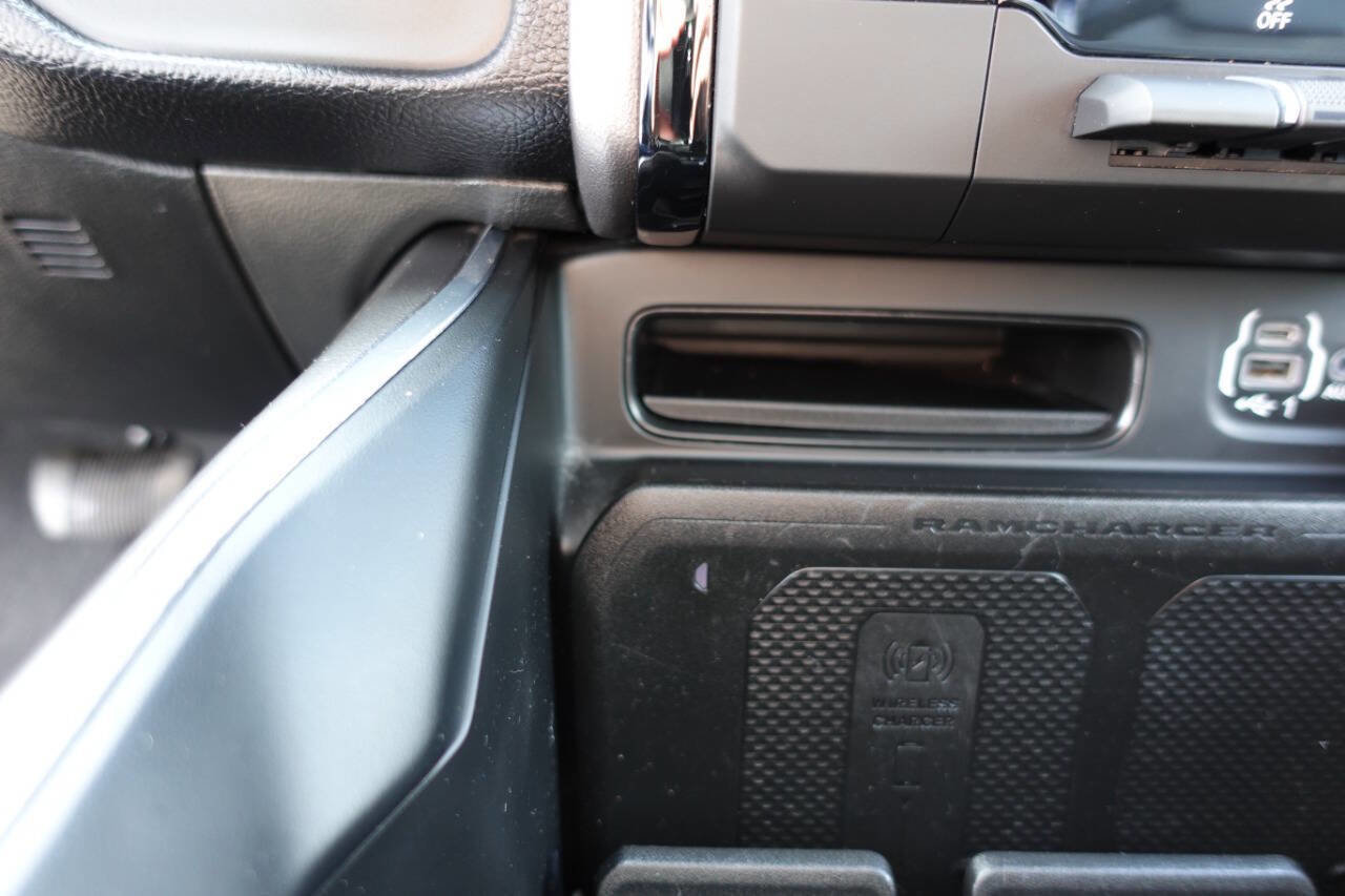 Used 2022 RAM 1500 Laramie AWD/4WD image 57