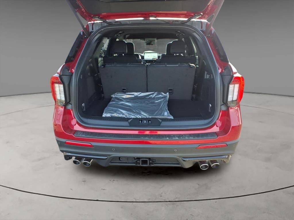 New 2026 Ford Explorer ST image 8