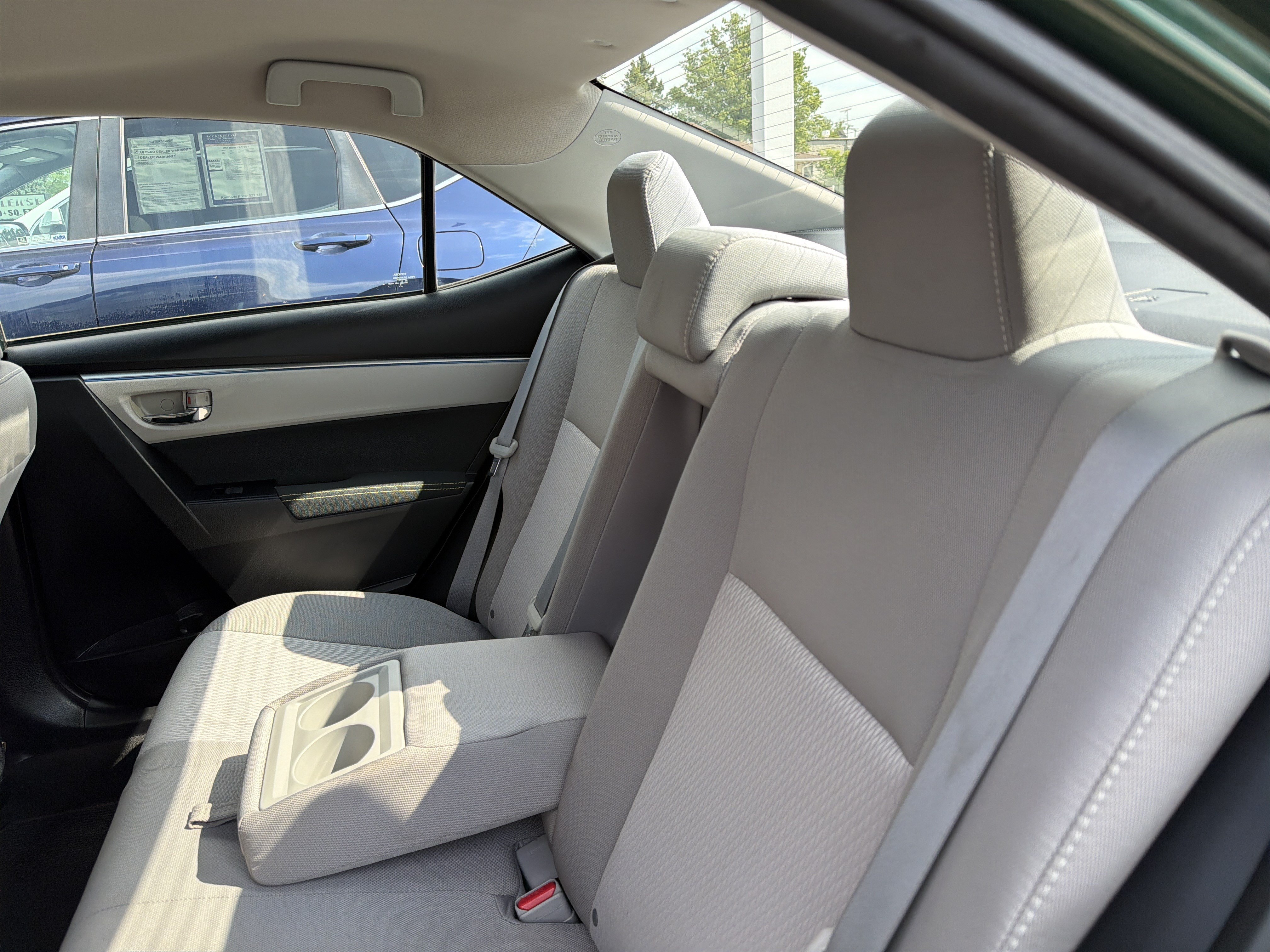Used 2015 Toyota Corolla LE w/ Body Protection Package #1 FWD image 40