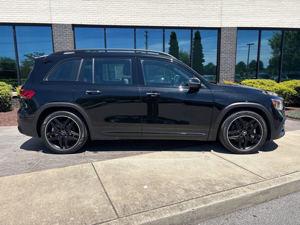 Used 2022 Mercedes-Benz GLB 35 AMG 4MATIC image 2
