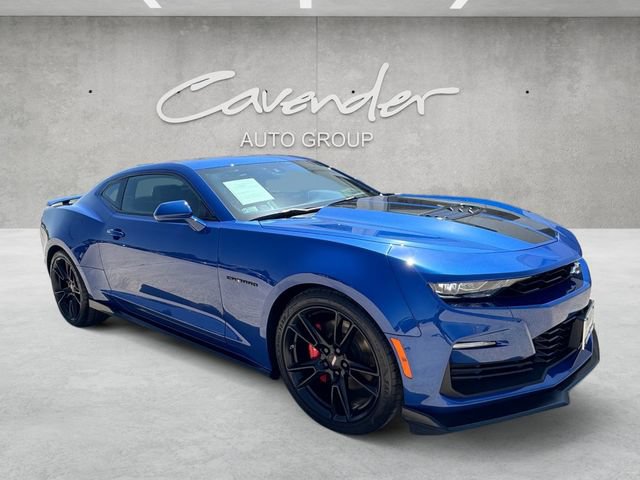 Used 2023 Chevrolet Camaro SS RWD image 2