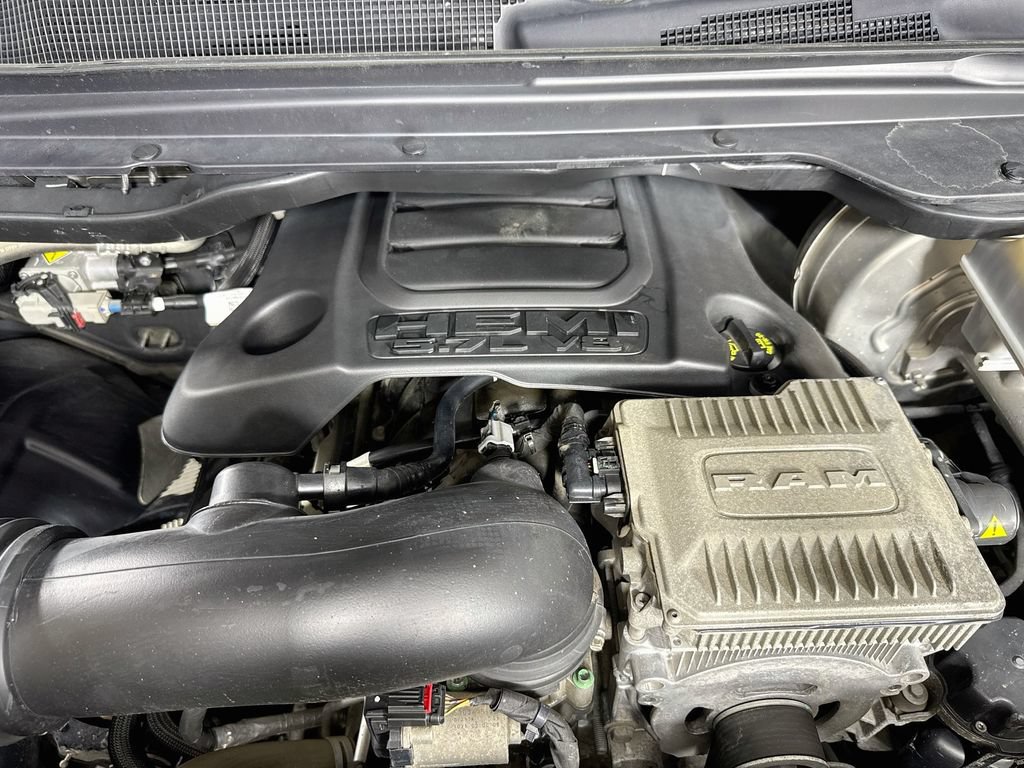 Used 2021 RAM 1500 Laramie AWD/4WD image 30