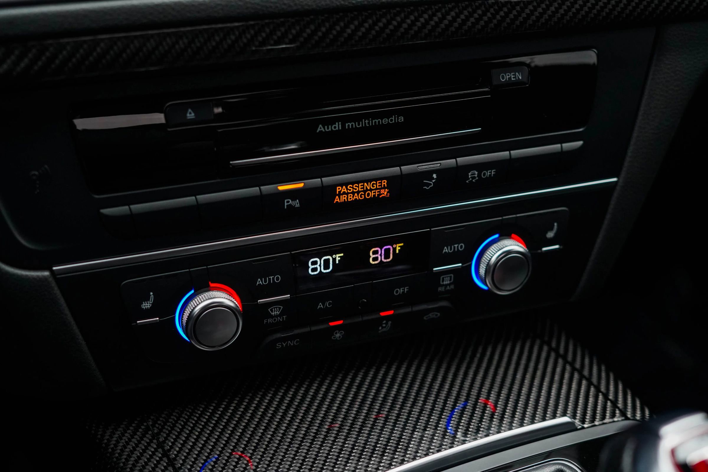 Used 2016 Audi RS 7 Prestige image 24