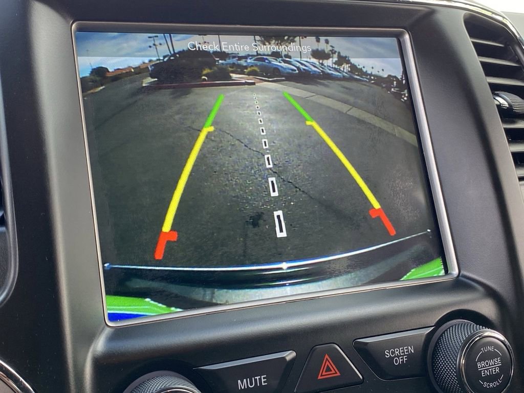 Used 2018 Jeep Grand Cherokee Limited image 28