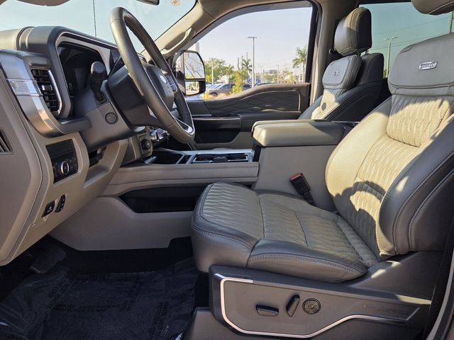 Used 2025 Ford F450 Platinum w/ Platinum Plus Package image 13