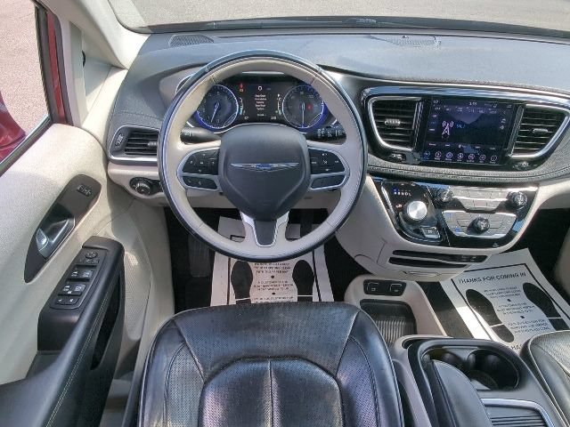Used 2018 Chrysler Pacifica Limited FWD image 8