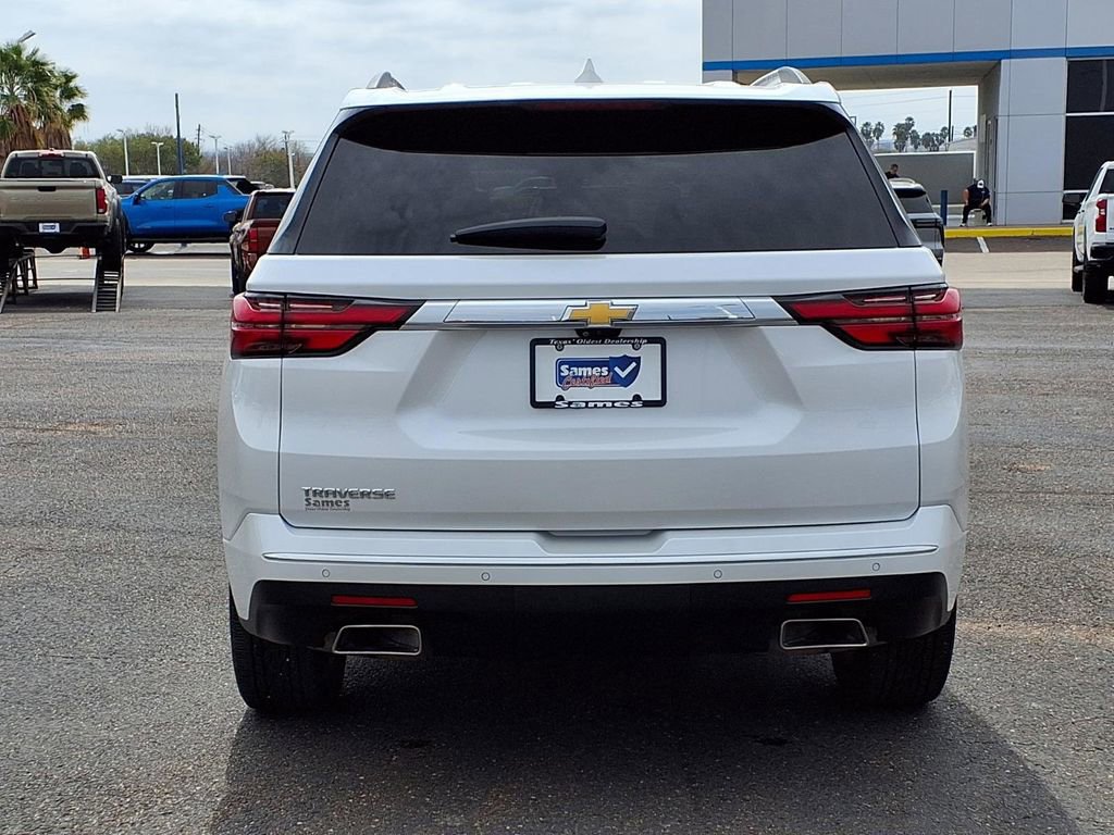 Used 2023 Chevrolet Traverse High Country w/ LPO, Floor Liner Package FWD image 6