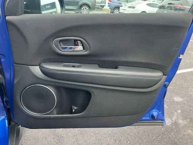 Used 2018 Honda HR-V EX image 30