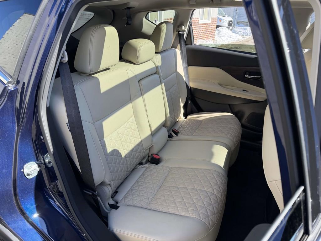 Used 2024 Nissan Murano Platinum w/ Cargo Package image 14
