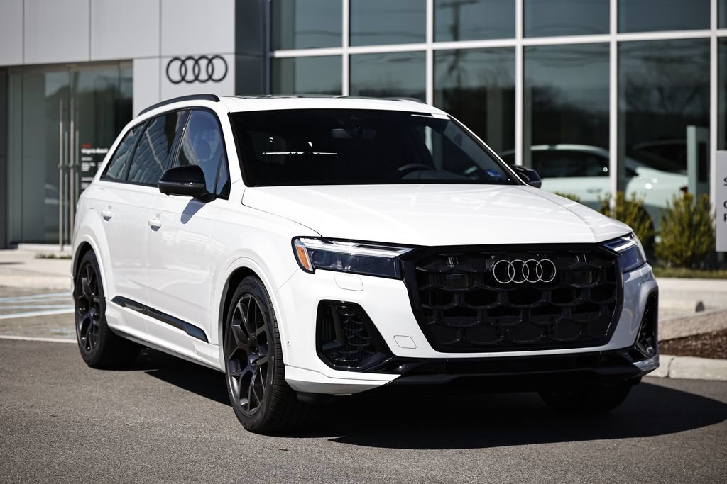 New 2026 Audi SQ7 Premium Plus AWD/4WD image 2