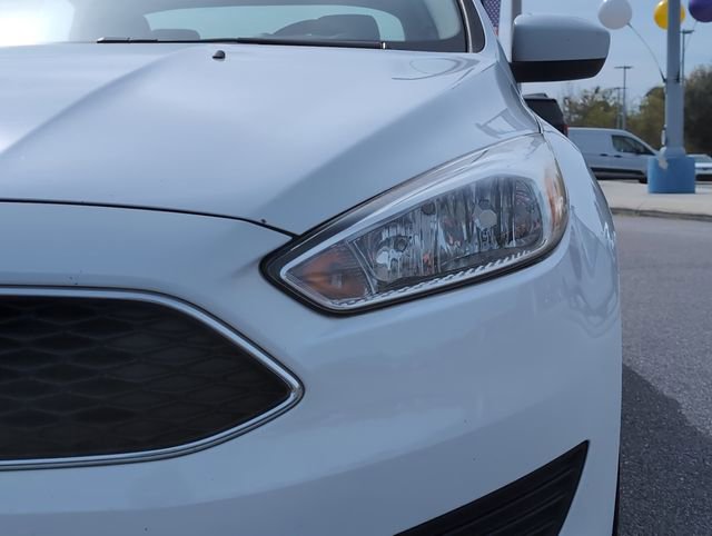 Used 2018 Ford Focus SE image 12